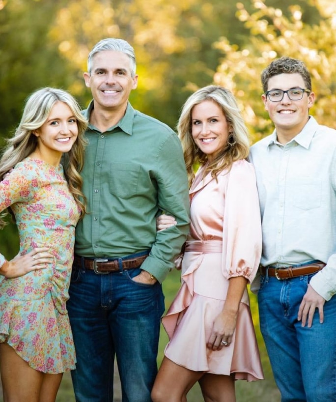 Dr John D Mose III Tulsa Dentist with His Family